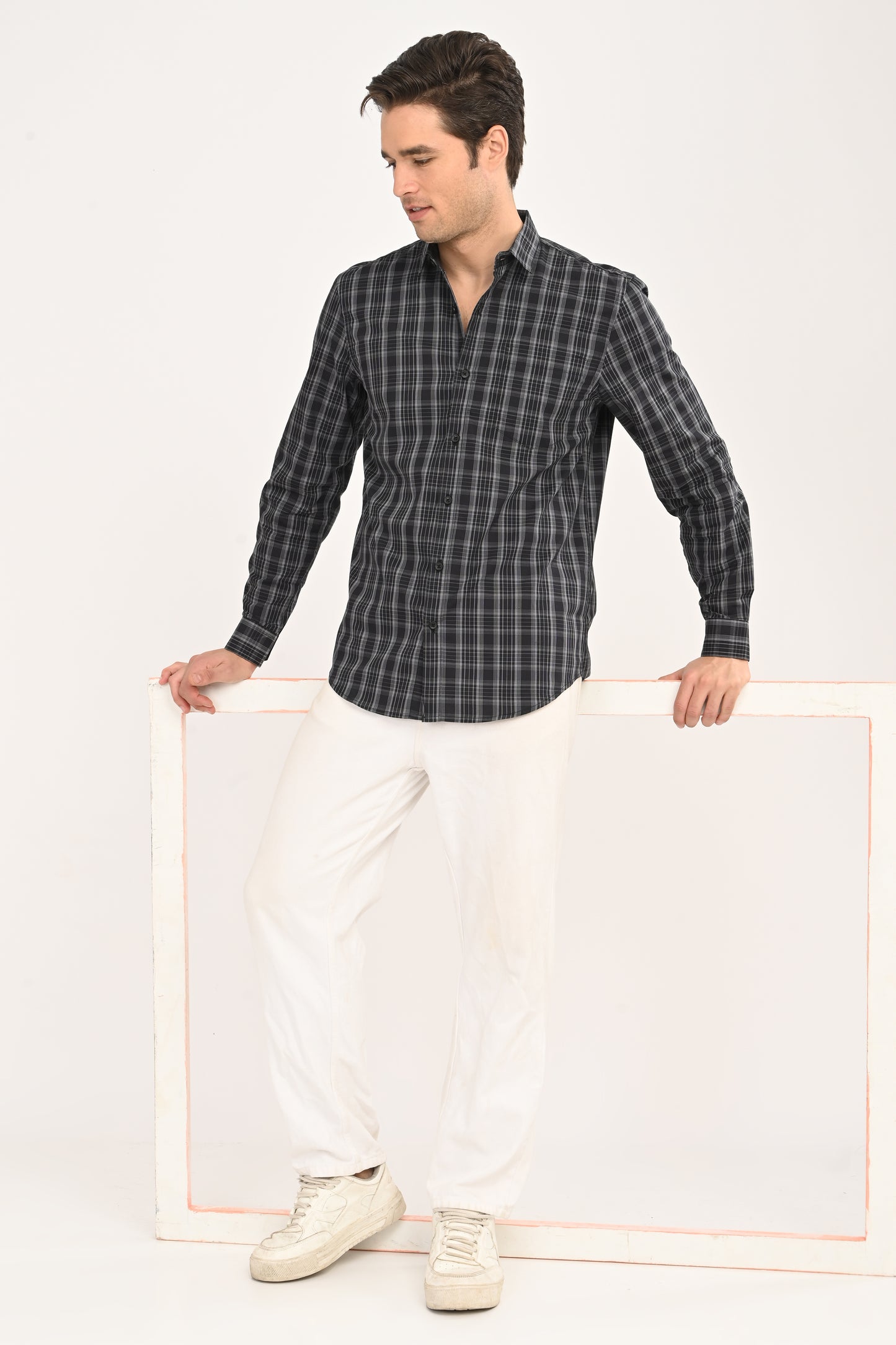 Men’s Slim Fit Checkered Shirt – Black &amp; Grey Plaid Casual Long Sleeve Button-Down